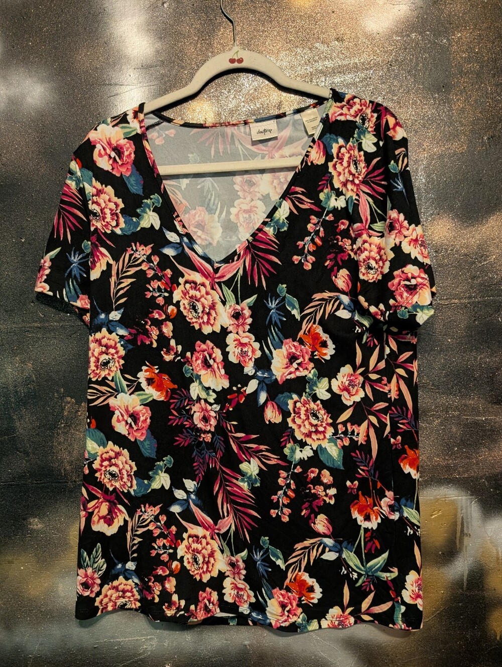 Daytrip Black Floral V-Neck Short Sleeve Top